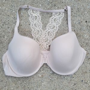 Victoria's Secret Lightly Lined Full-Coverage Lace Racerback Bra-Size 38D (NWOT)